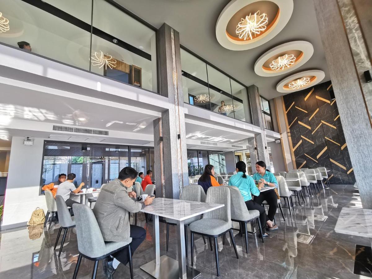 Arista Hotel Ubon Ubon Ratchathani Extérieur photo