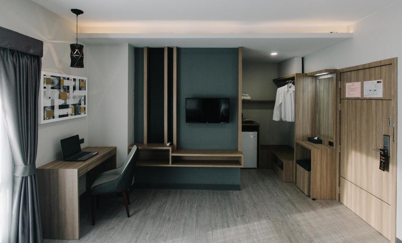 Arista Hotel Ubon Ubon Ratchathani Extérieur photo