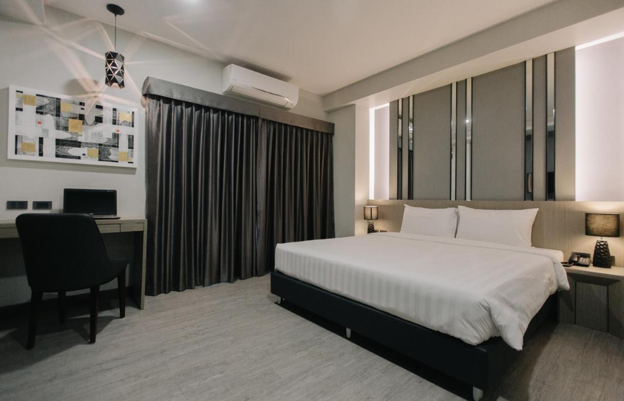 Arista Hotel Ubon Ubon Ratchathani Extérieur photo