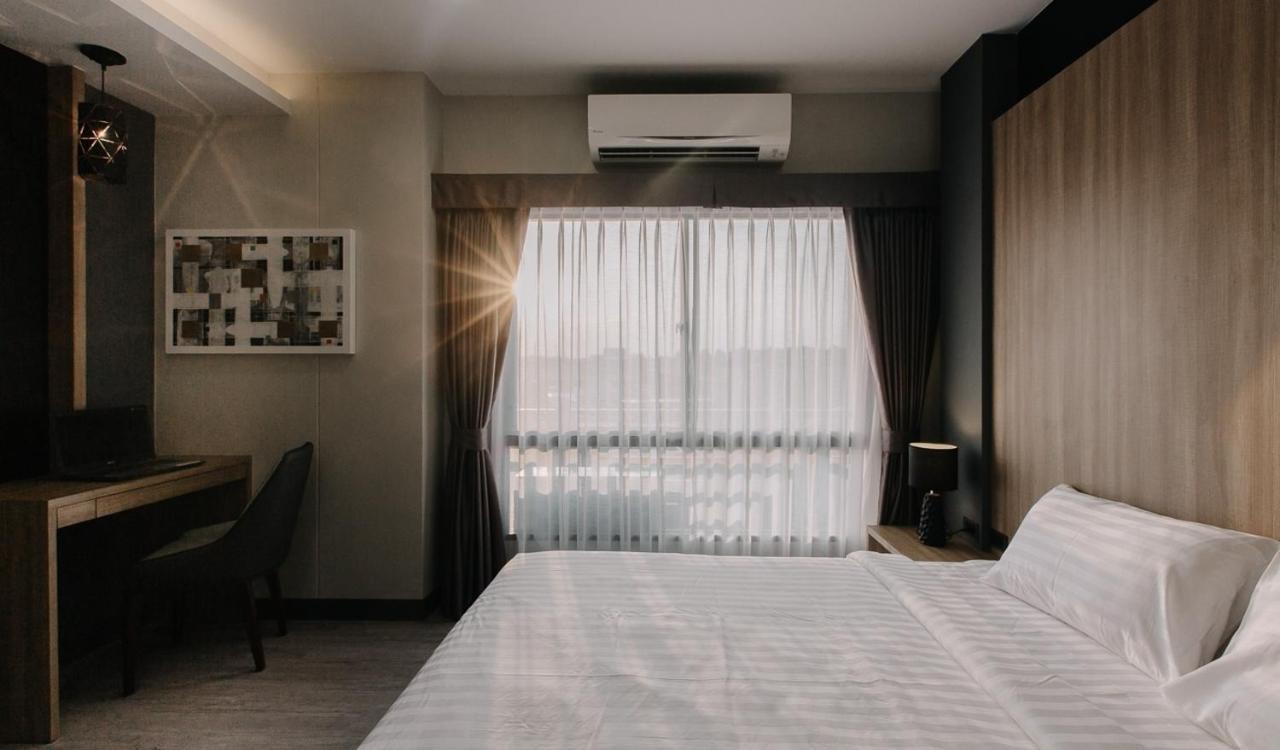 Arista Hotel Ubon Ubon Ratchathani Extérieur photo